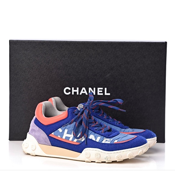 CHANEL
Wool Nylon Lambskin Suede Calfskin Womens Logo Sneakers 40.5 Blue Coral - Picture 7 of 9